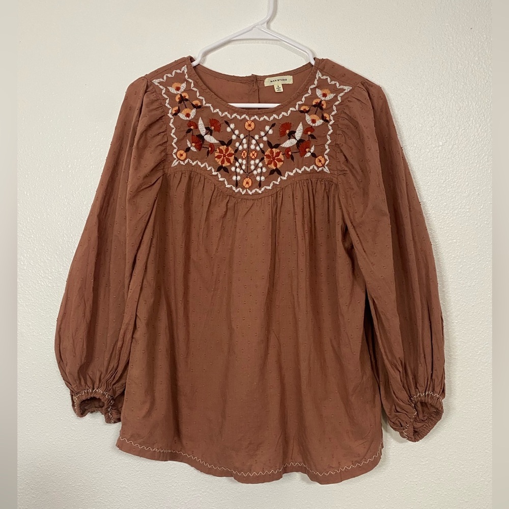 Max Studio Rust Embroidered Blouse - Picture 2 of 11